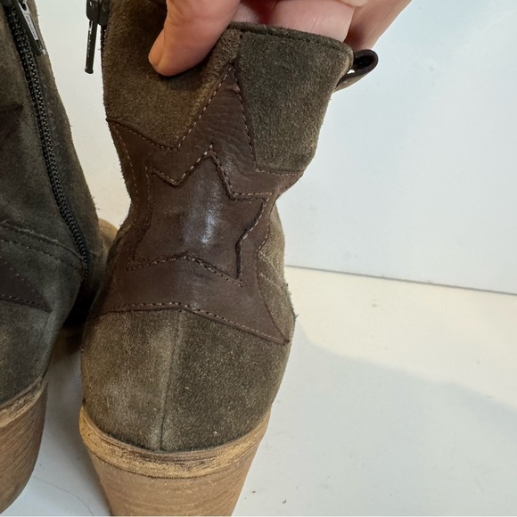 Steve Madden sage green Ankle Bootie with Suede Finish and stars S1.2 - Picture 6 of 14